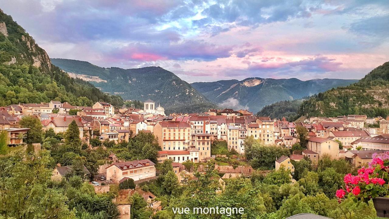 Jura Hotel Restaurant Le Panoramic Saint-Claude Bagian luar foto